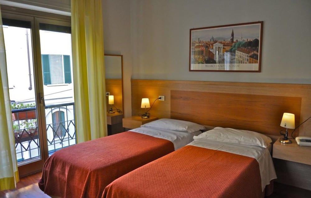 STANDARD, TWIN BEDS