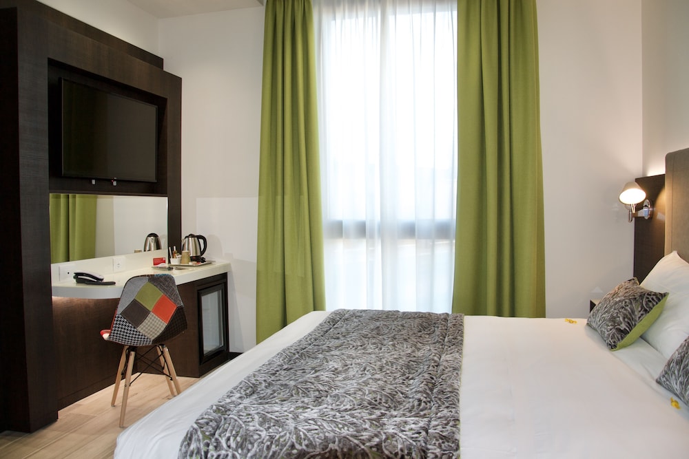 ELITE HOTEL RESIDENCE 15/69