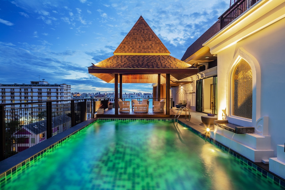Grand Sala Thai 43/50