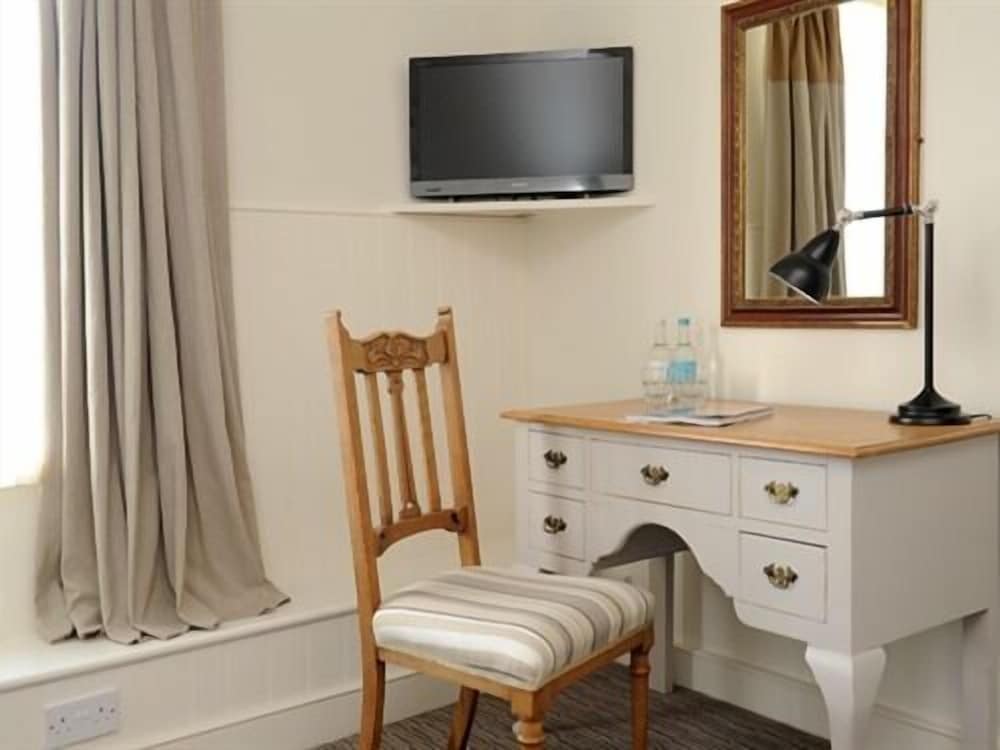 The Lamb at Angmering 40/40