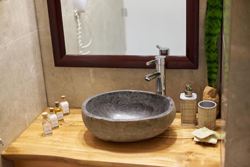 غرفة بسرير كوين لذوي الإعاقة، Hare Nua Hotel Boutique 4/4