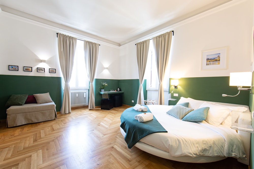 Lombardia40 Luxury Suites 9/36