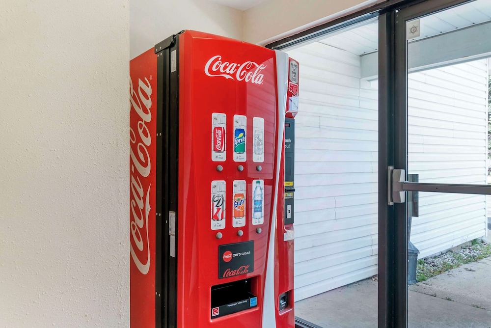 エコノ ロッジ トラバース シティ サウス 写真4
