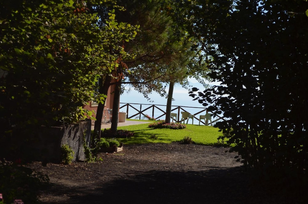 L'infinito Guest House 34/50