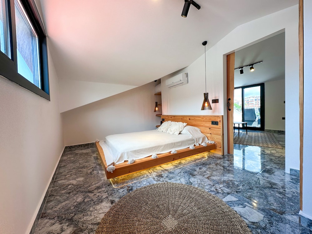 Cabana Boutique Hotel & Cafe 7/35