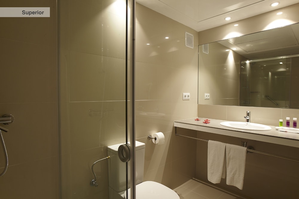 Aparthotel Nereida 42/45
