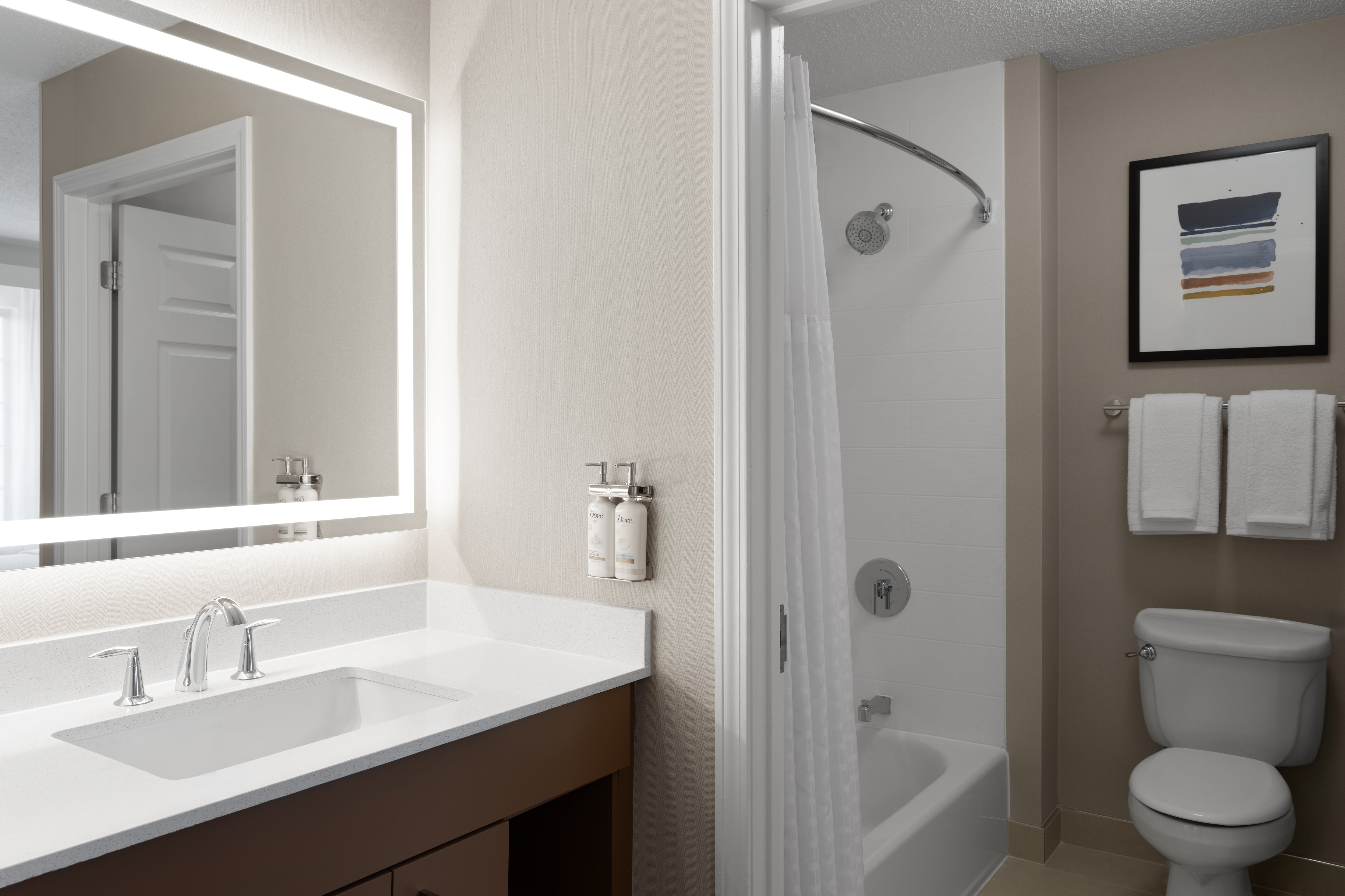 Staybridge Suites Burlington - Boston 61/67