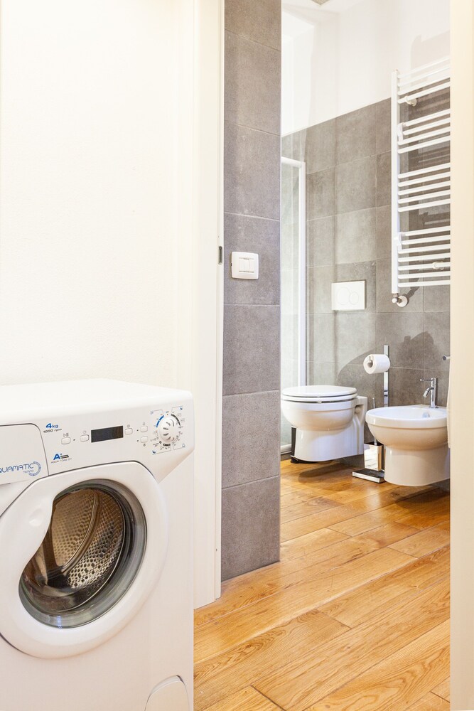 easyhomes - Central Station 23/25
