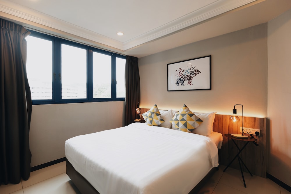 Harbour Ville Hotel 33/61