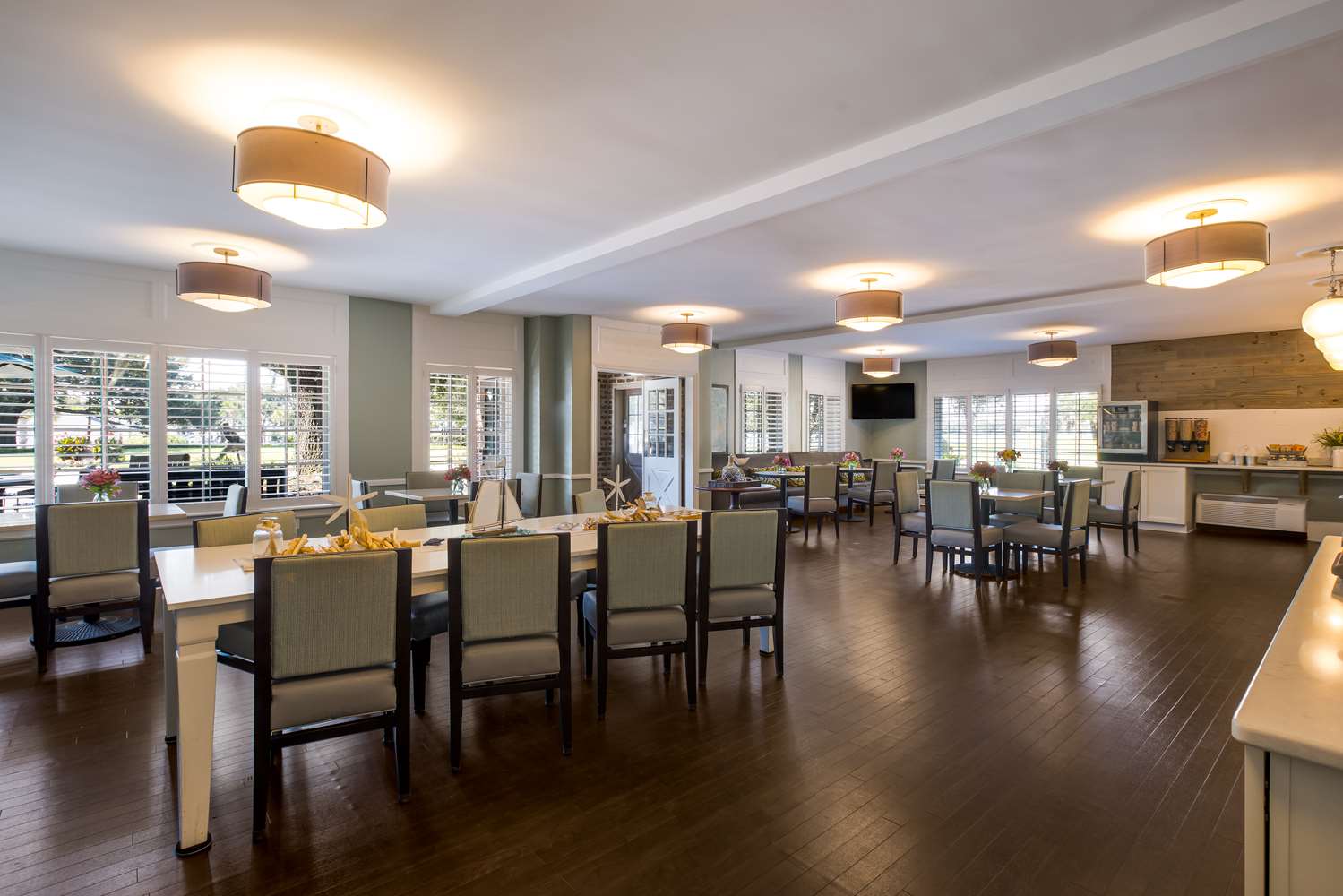 Best Western Sea Island Inn 32/42