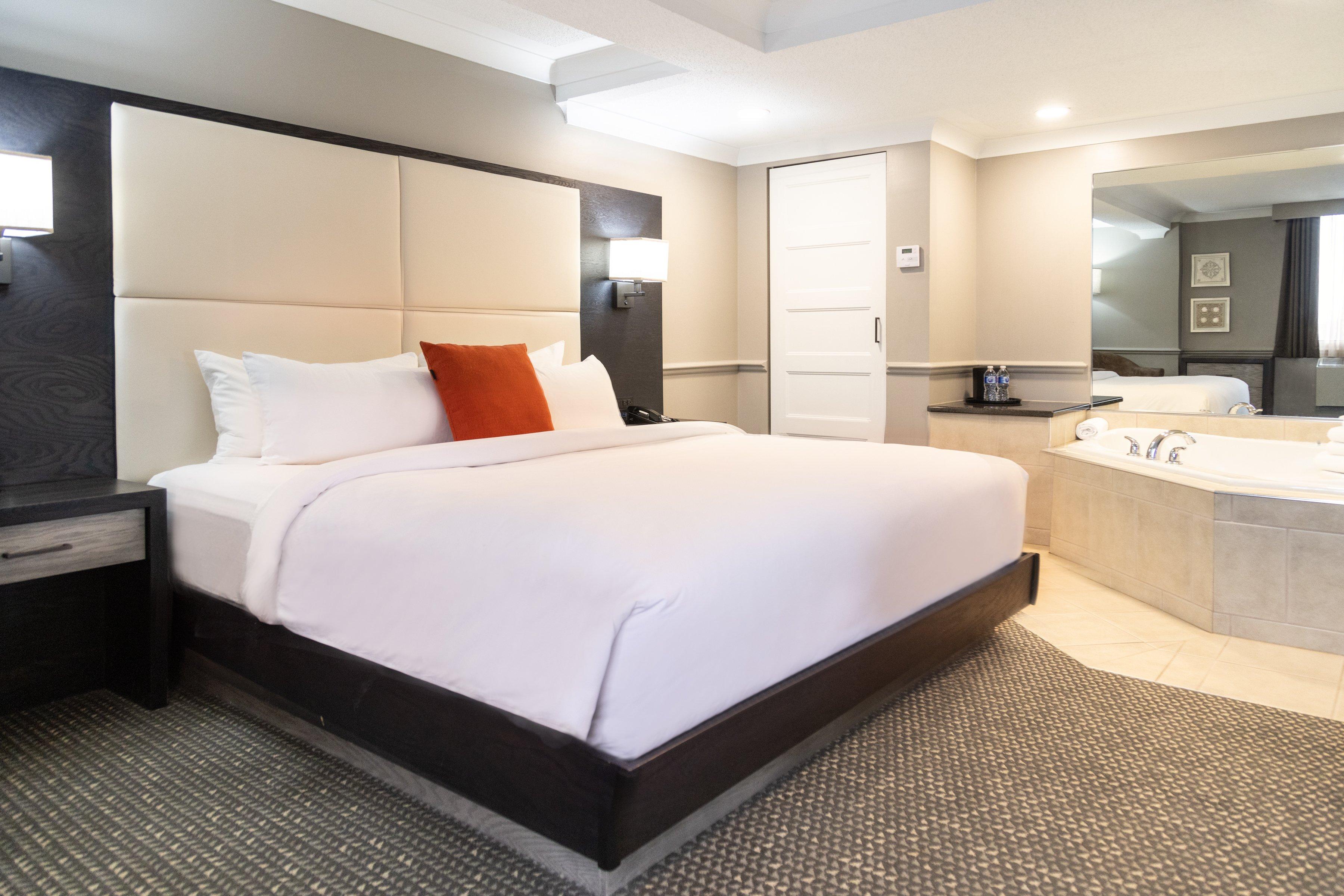 1 Bedroom, Suite, River View, Sofa