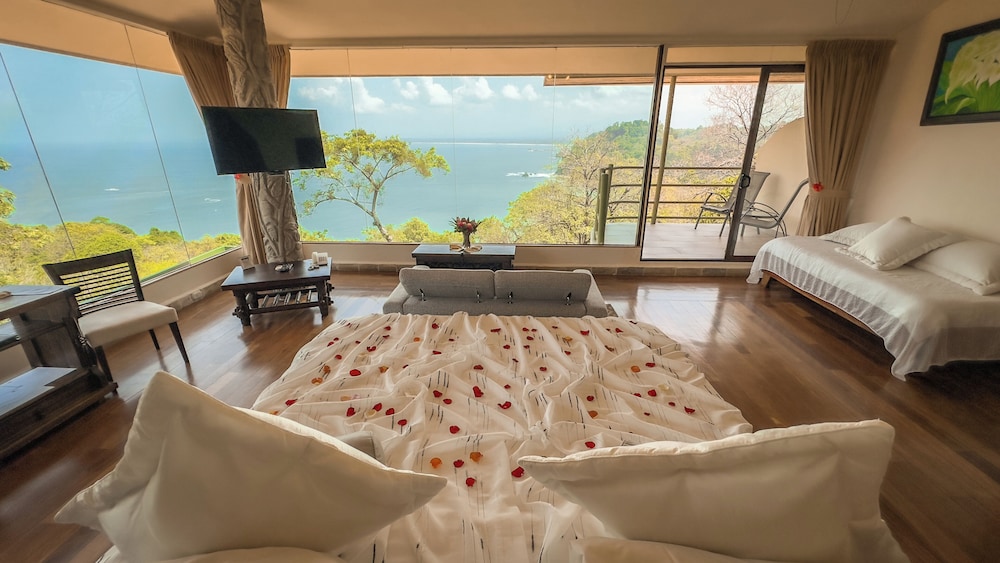 Issimo Suites Boutique Hotel Spa Adults Only 52/71