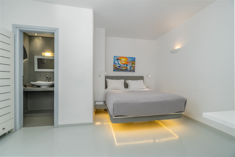 Central Fira Hotel 22/62