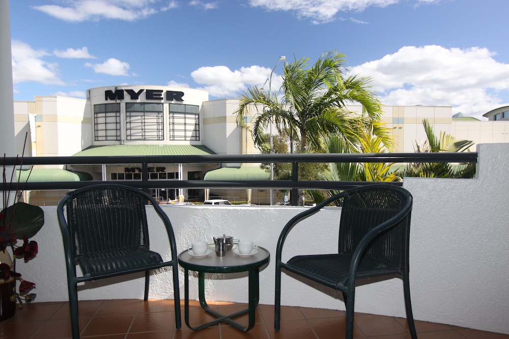 MID CITY LUXURY SUITES 23/26