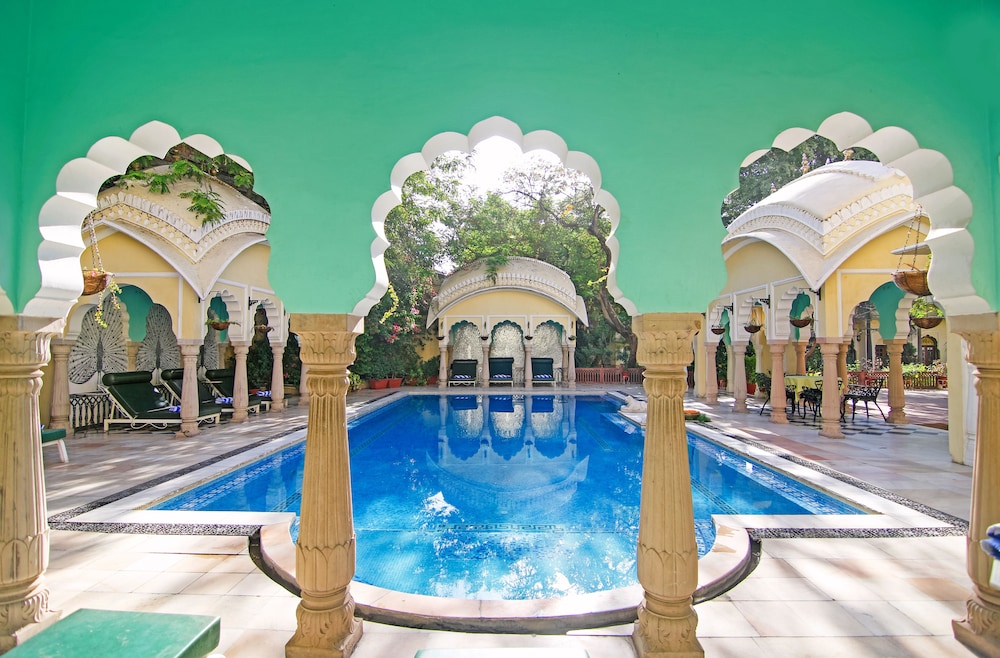 ALSISAR HAVELI 68/73