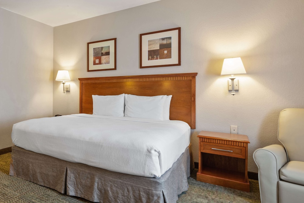 CANDLEWOOD SUITES BARTLESVILLE EAST 20/59