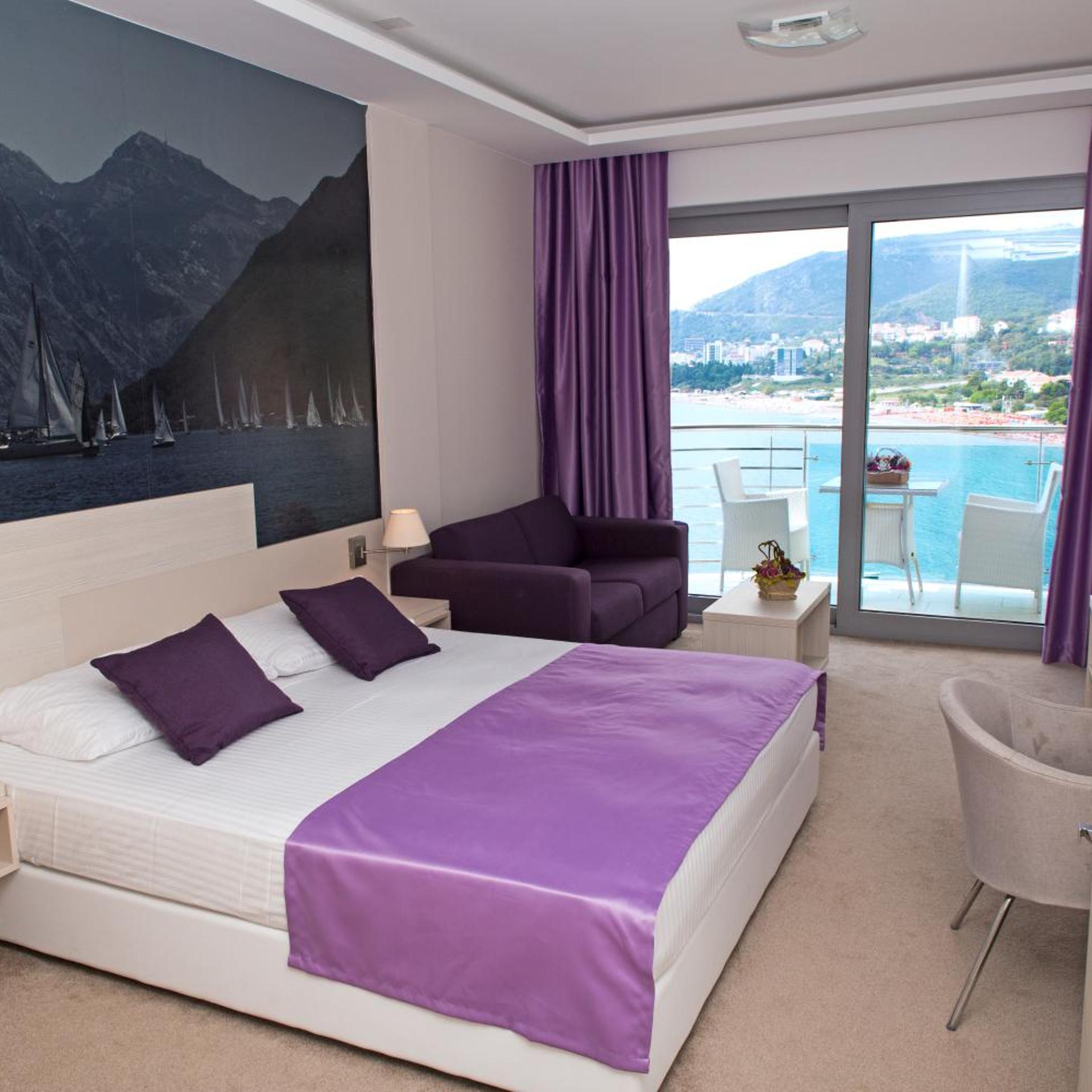 Hotel Ponta Nova 8/50