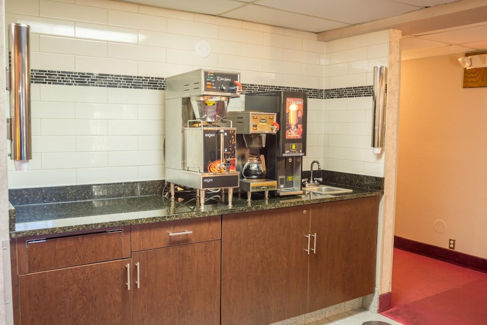 Prime Rate Inn 39/39