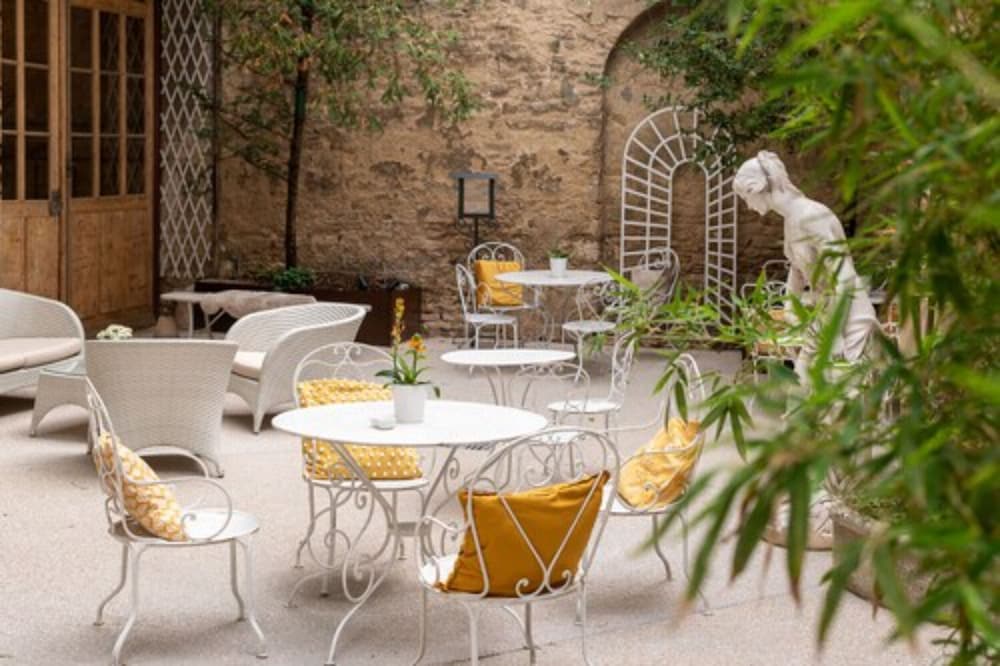 Hotel Des Remparts 56/67