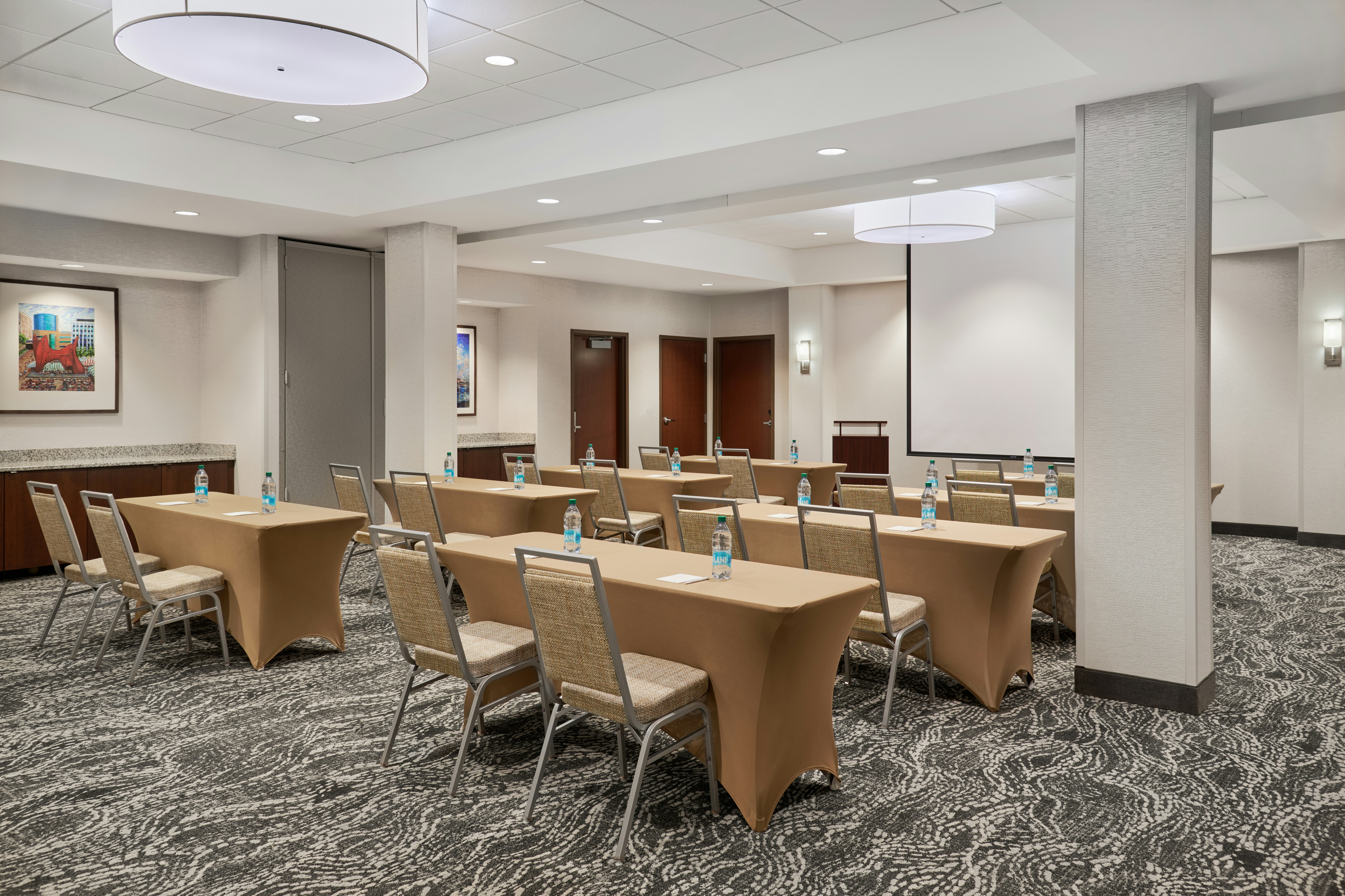 Homewood Suites by Hilton Grand Rapids Downtown 54/56