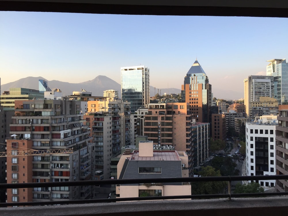 Apartamentos Costanera Centre 41/50