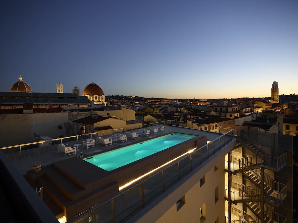 Glance Hotel In Florence 65/70