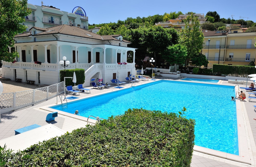 Hotel Venus 37/46