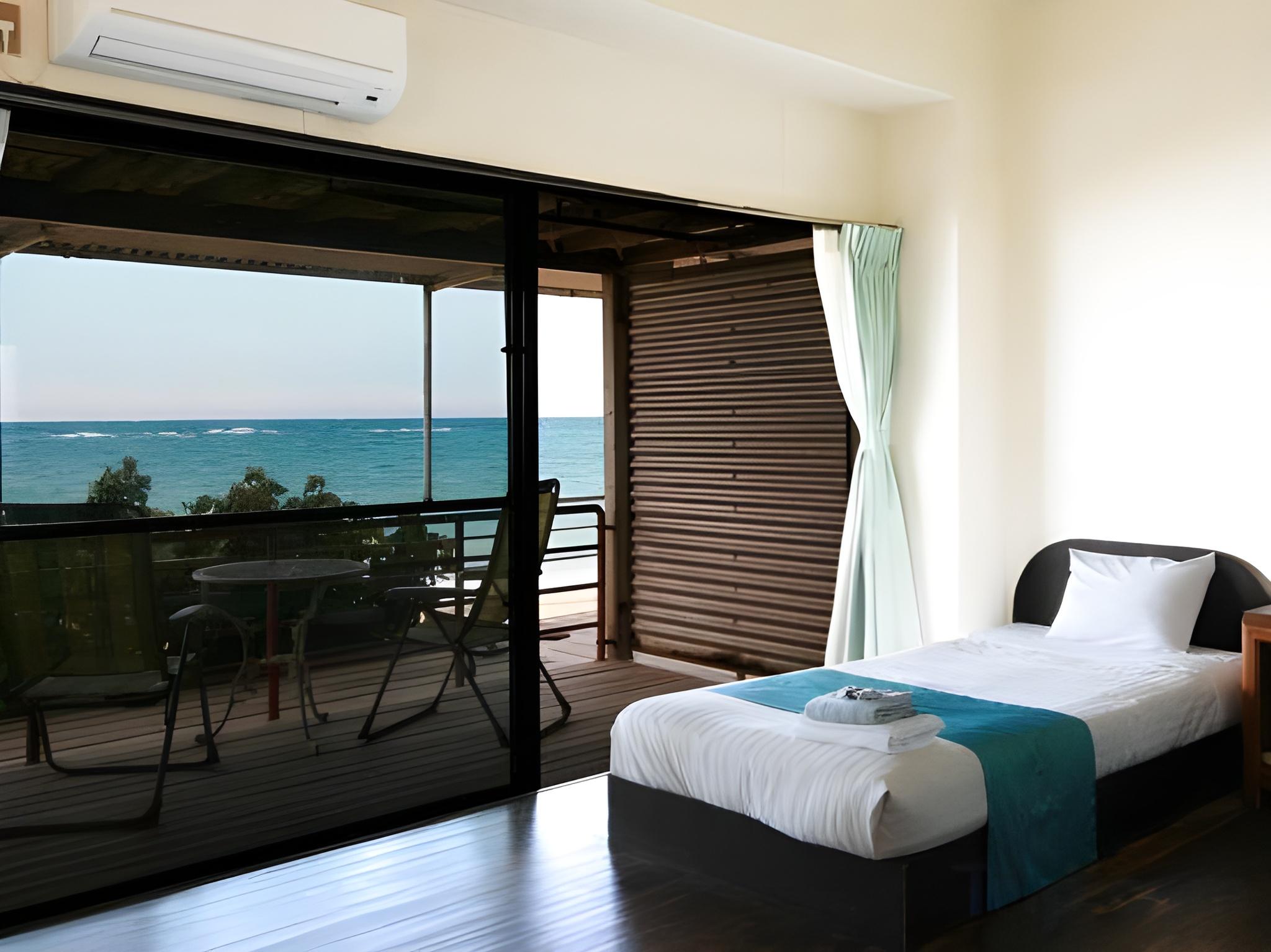 Room, Twin Beds, Ocean View