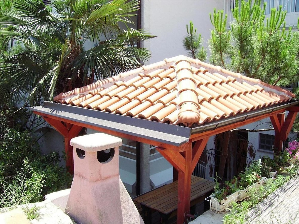 Villa Roses Apartments & Wellness 2/50