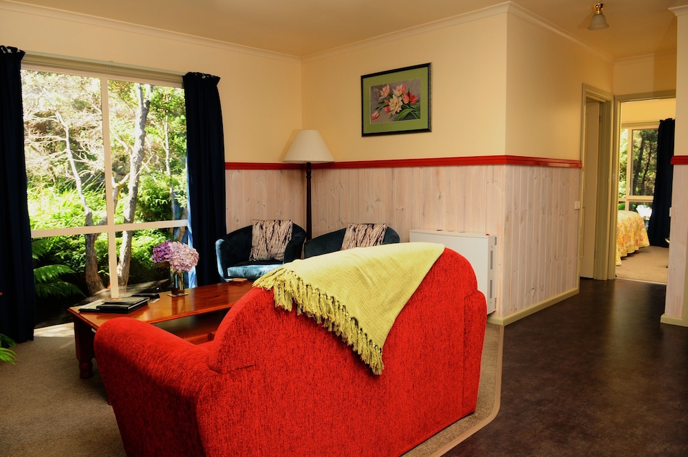 THE CRAYS ACCOMMODATION 8/46