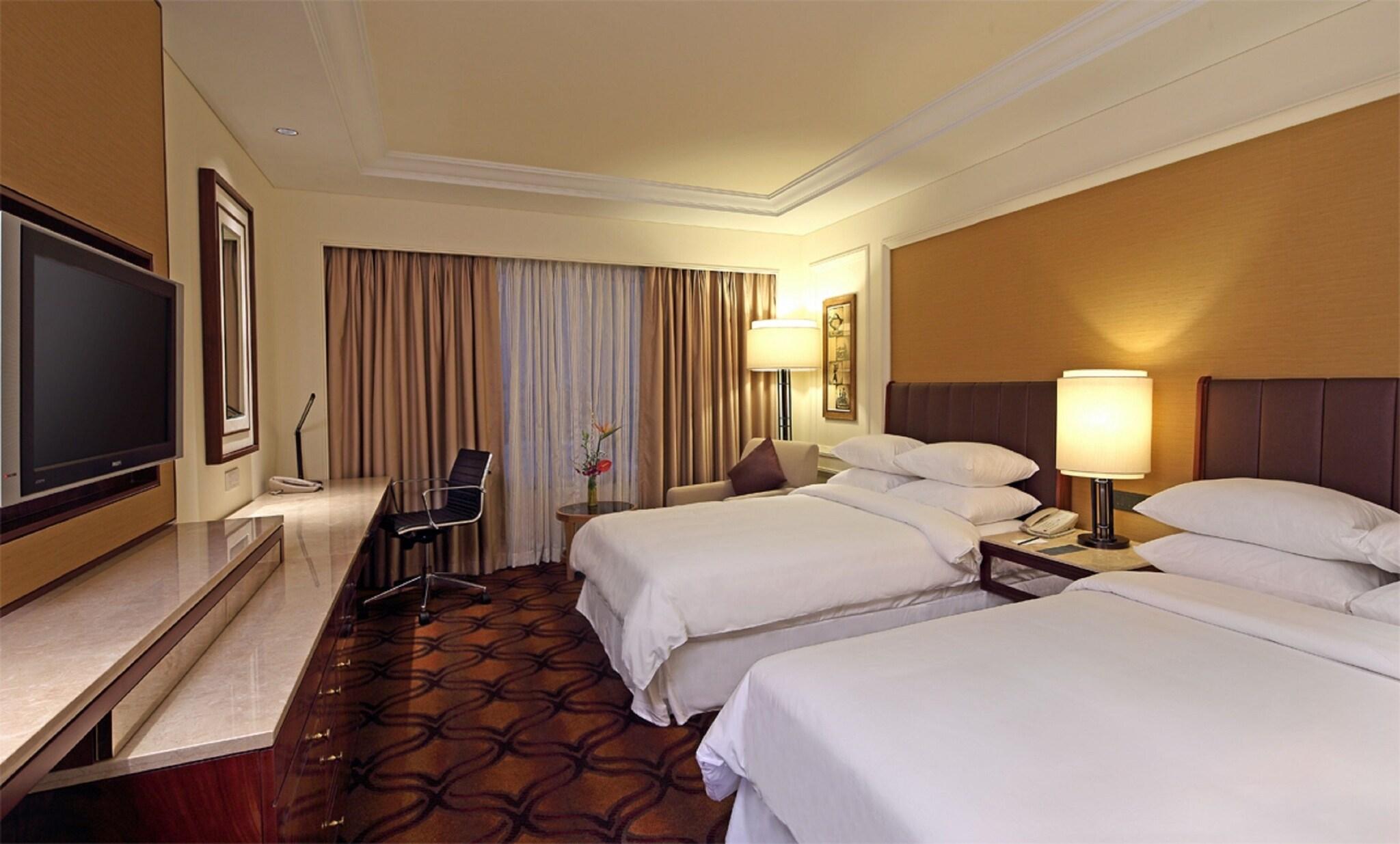 Standard, Twin Beds