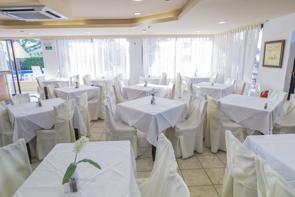 Creta Aquamarine Hotel 69/88