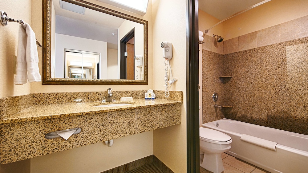 Best Western Territorial Inn & Suites 5/13