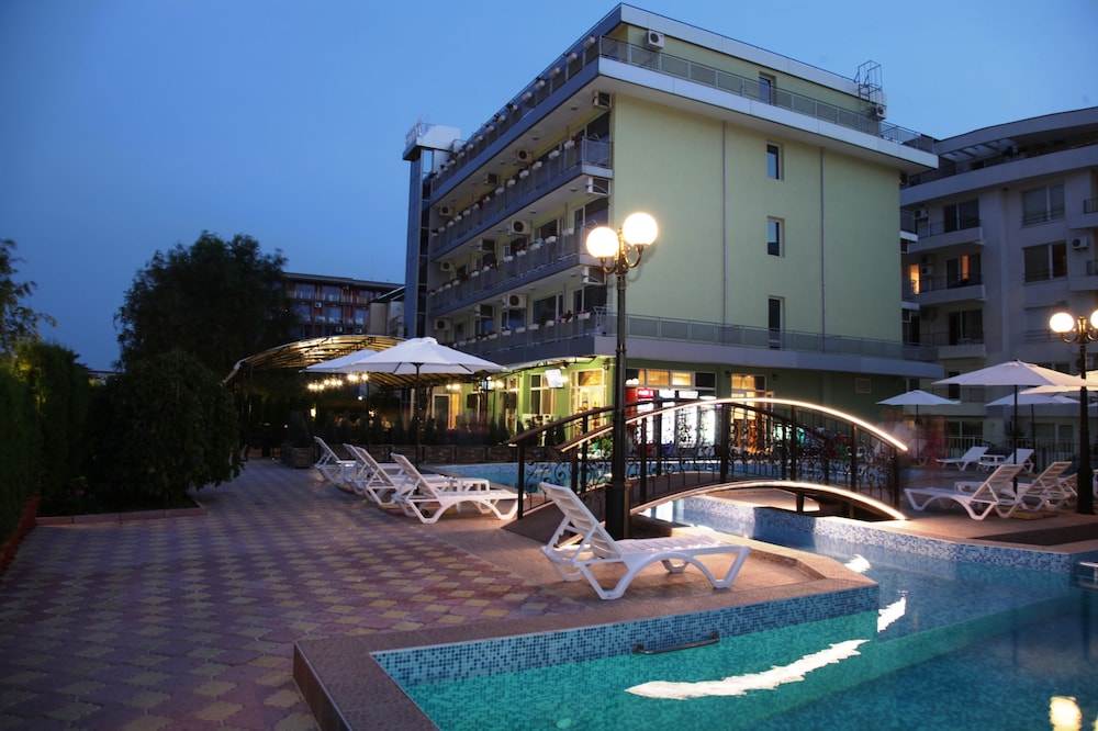 Hotel Zaara 2/32