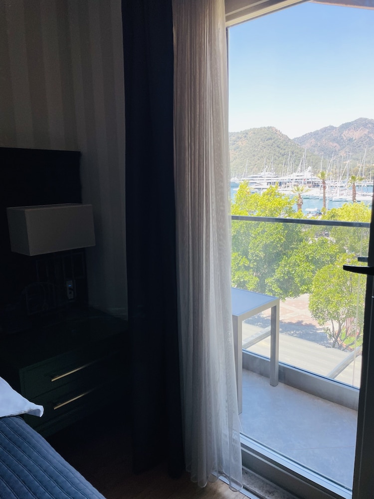 Marina Bay Gocek Hotel 25/33
