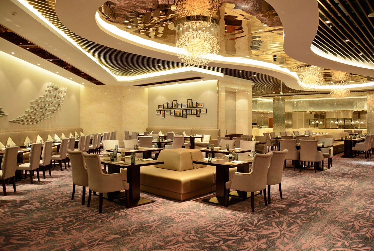 Wyndham Grand Plaza Royale Mingfa Zhangzhou 45/61