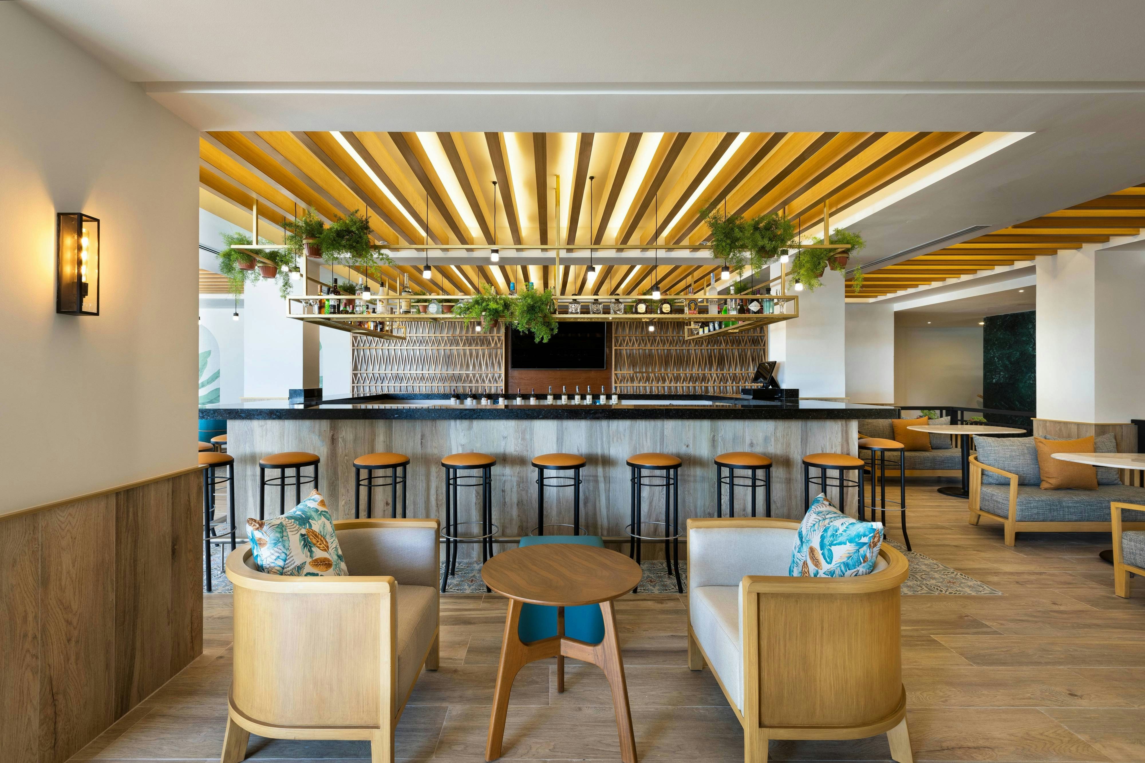Courtyard by Marriott Cancun Airport 15/19