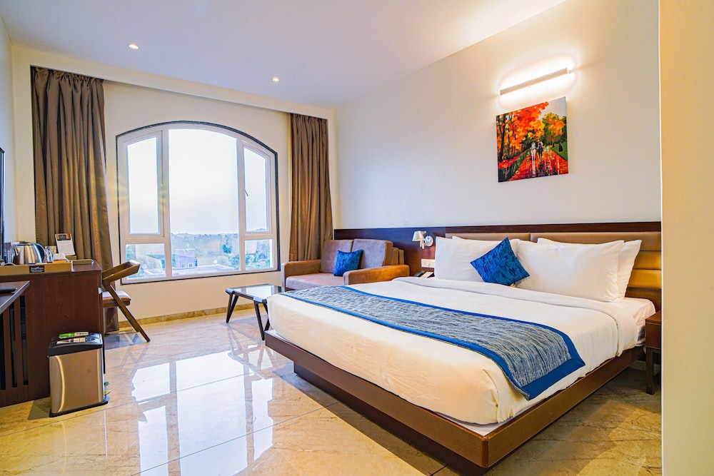 The Fern Sardar Sarovar Resort 24/64