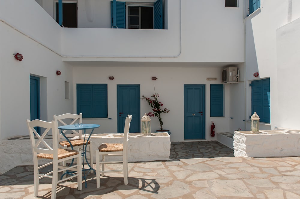 Fivos Apartments 5/50