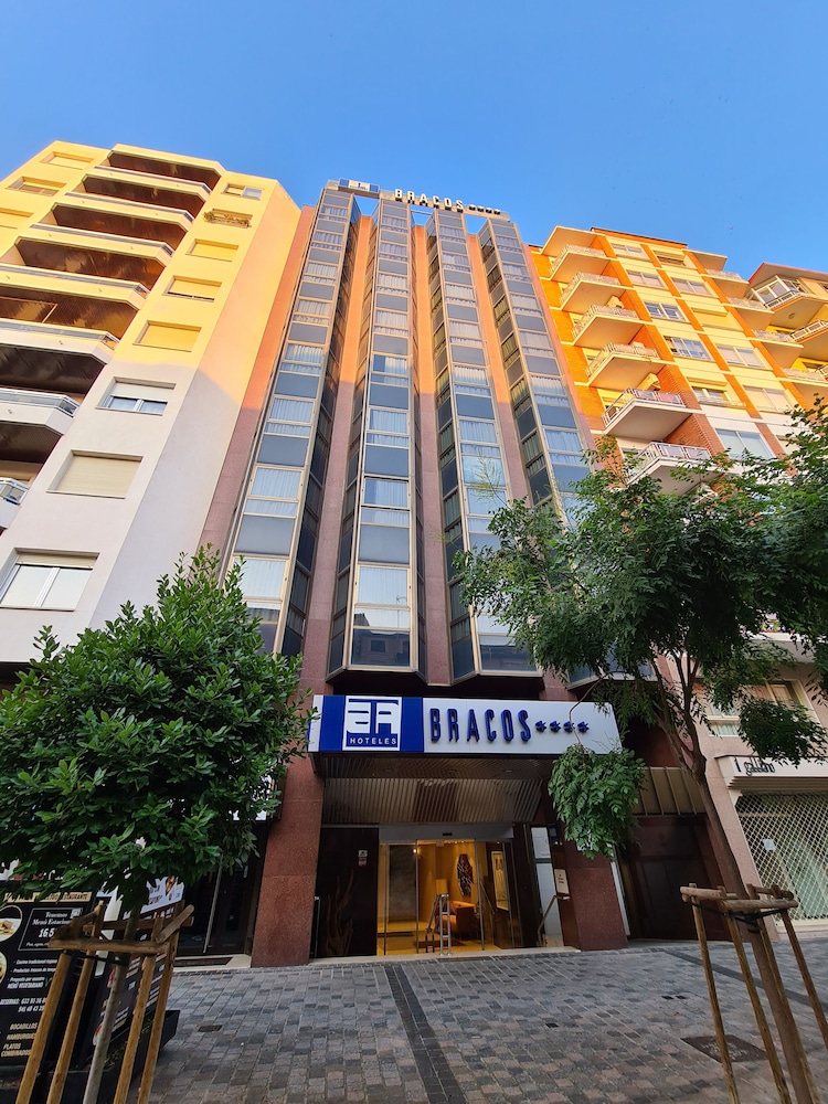 Hotel Los Bracos 3/53