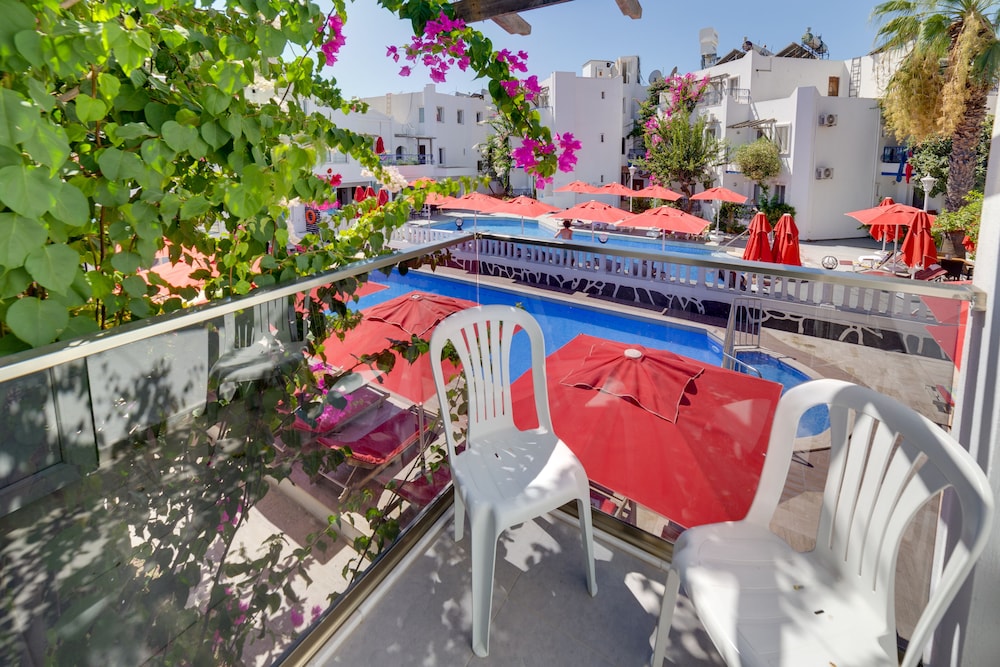 Seray Class Apartments 32/36