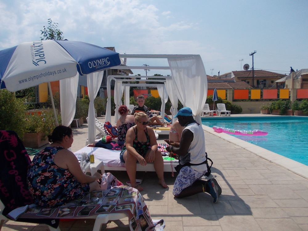 Kavos Central Gardens 33/42