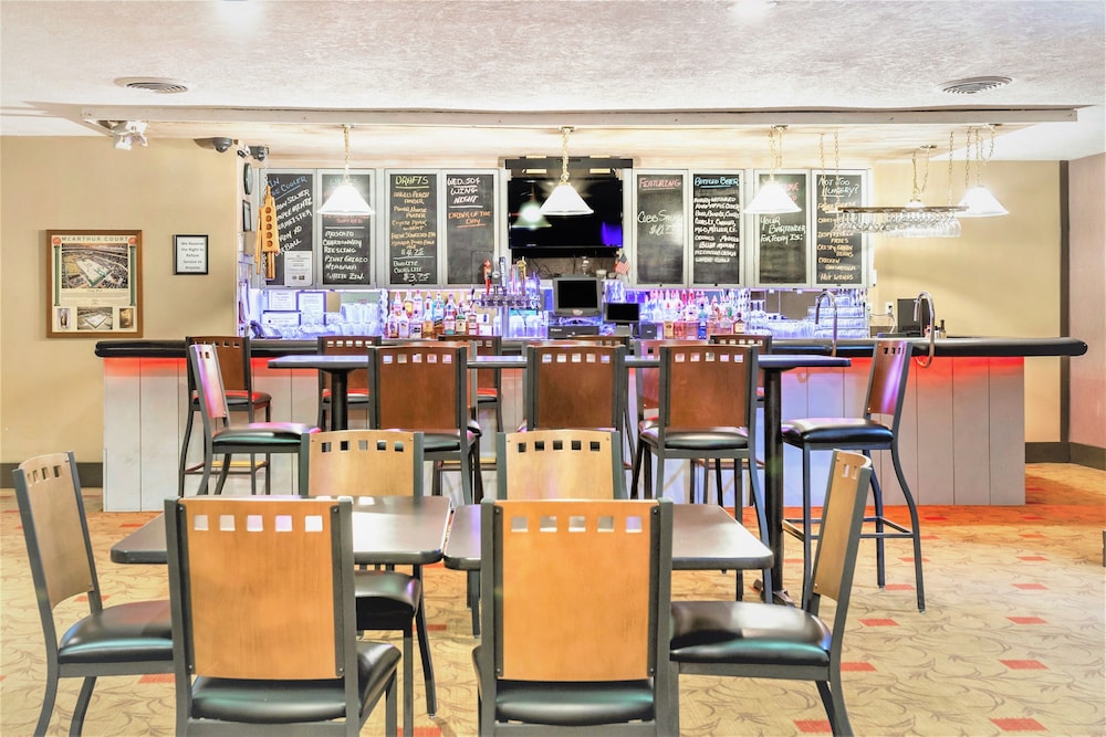 Holiday Inn Ontario 42/61