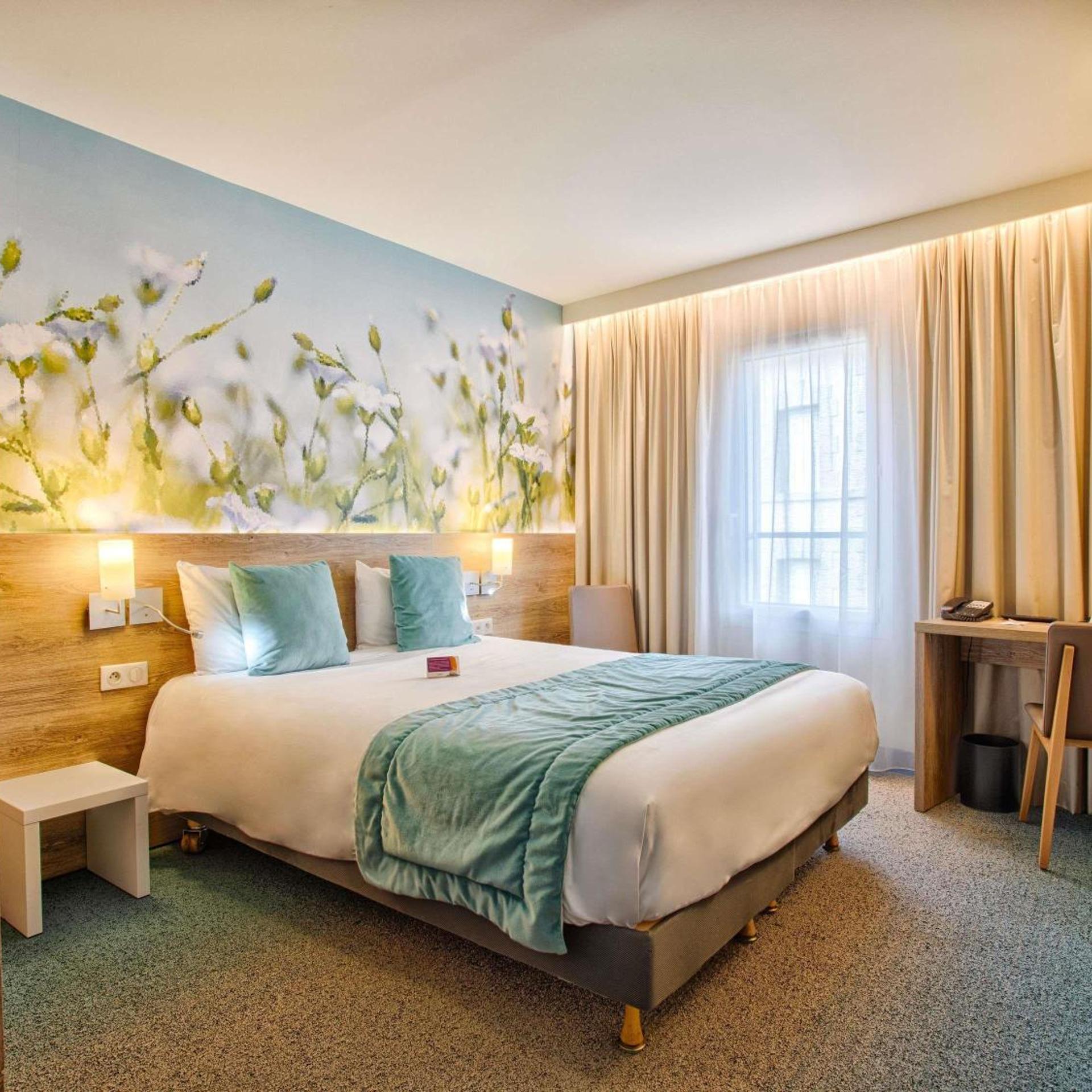 Room, Queen Bed, Accessible