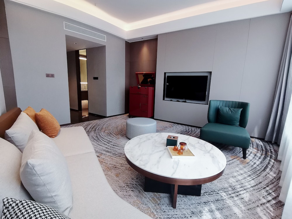 Shanghai Hotel 29/50