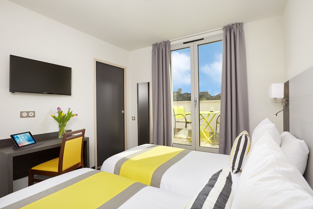 Hotel Astrid 10/64