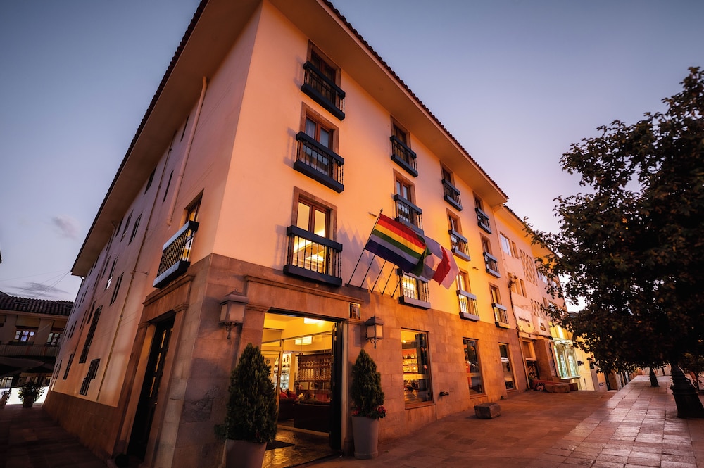 San Agustin Plaza 3/50