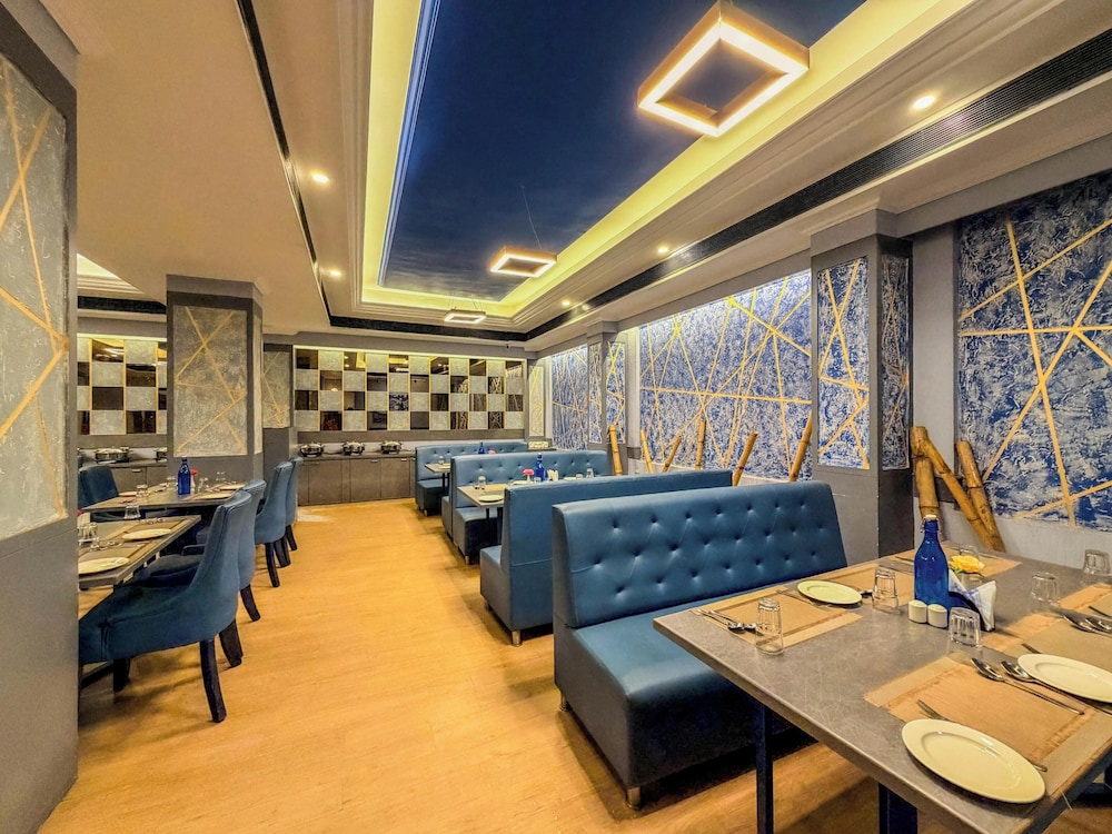 Zip By Spree Hotels Surabi International 36/58