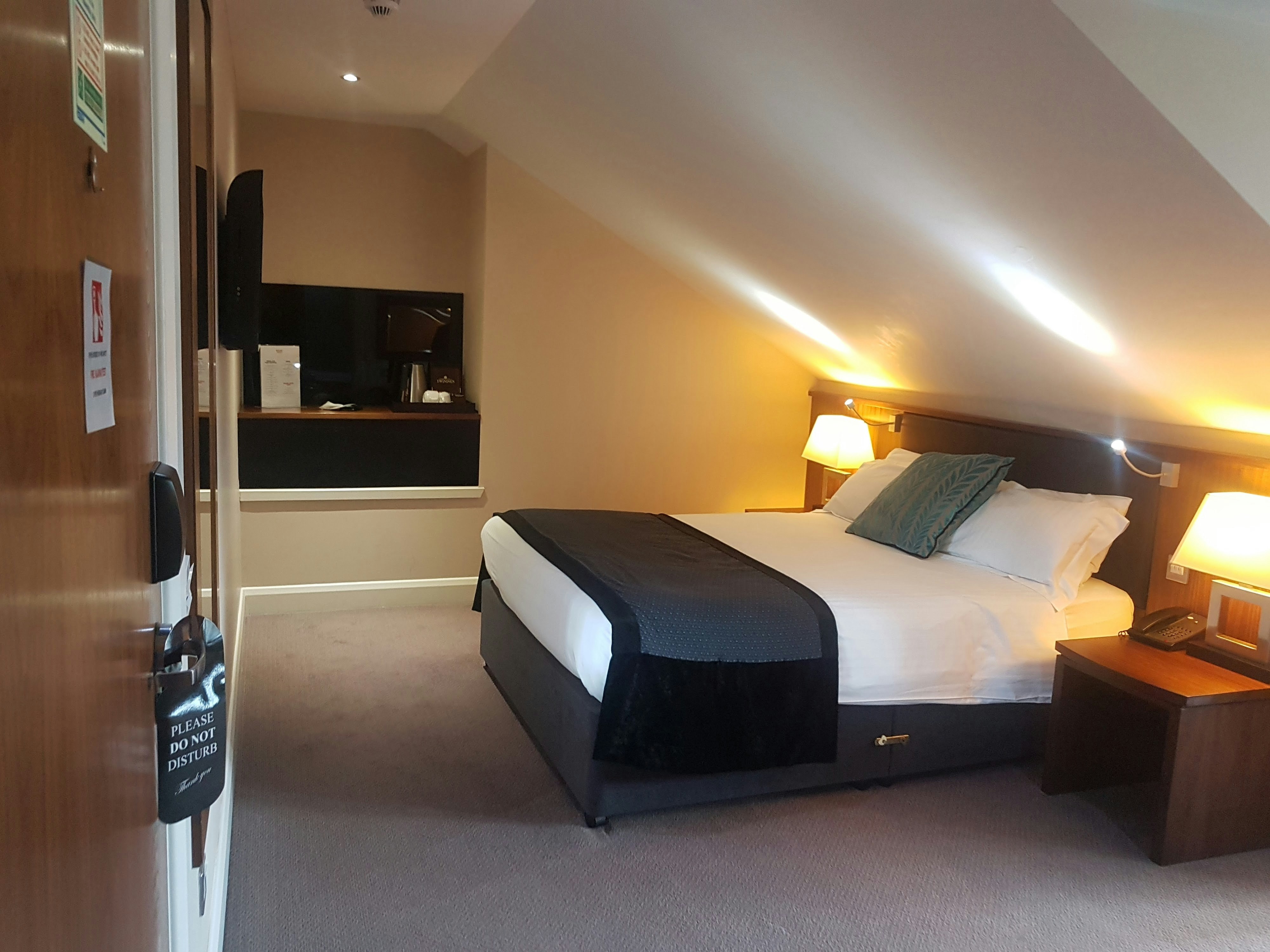Rox Hotel Aberdeen by Compass Hospitality 10/20