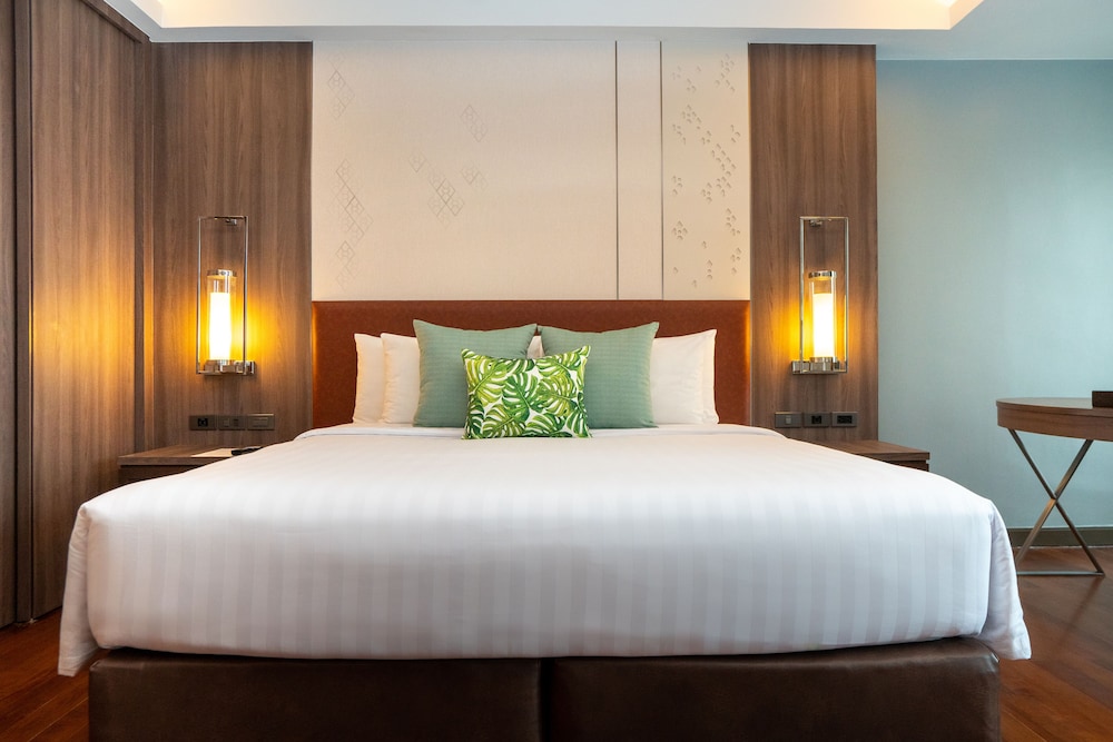 Novotel Living Bangkok Sukhumvit Legacy 15/77